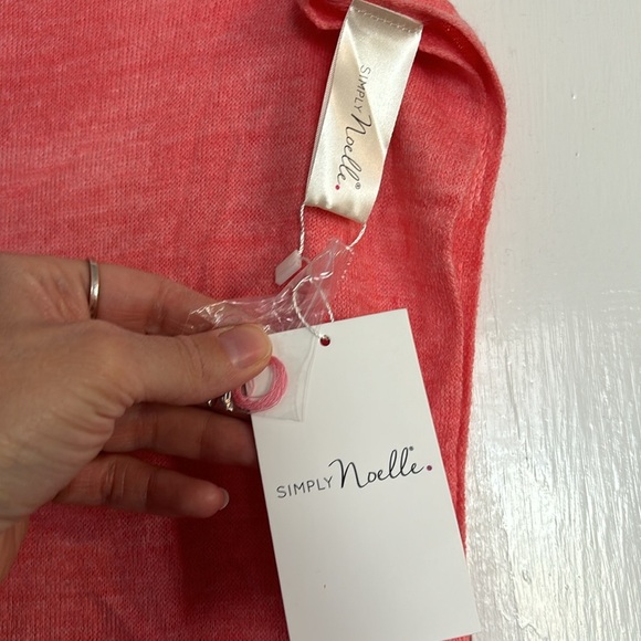 NWT Simply Noelle Coral Multi Use Scarf/Poncho - Picture 2 of 4
